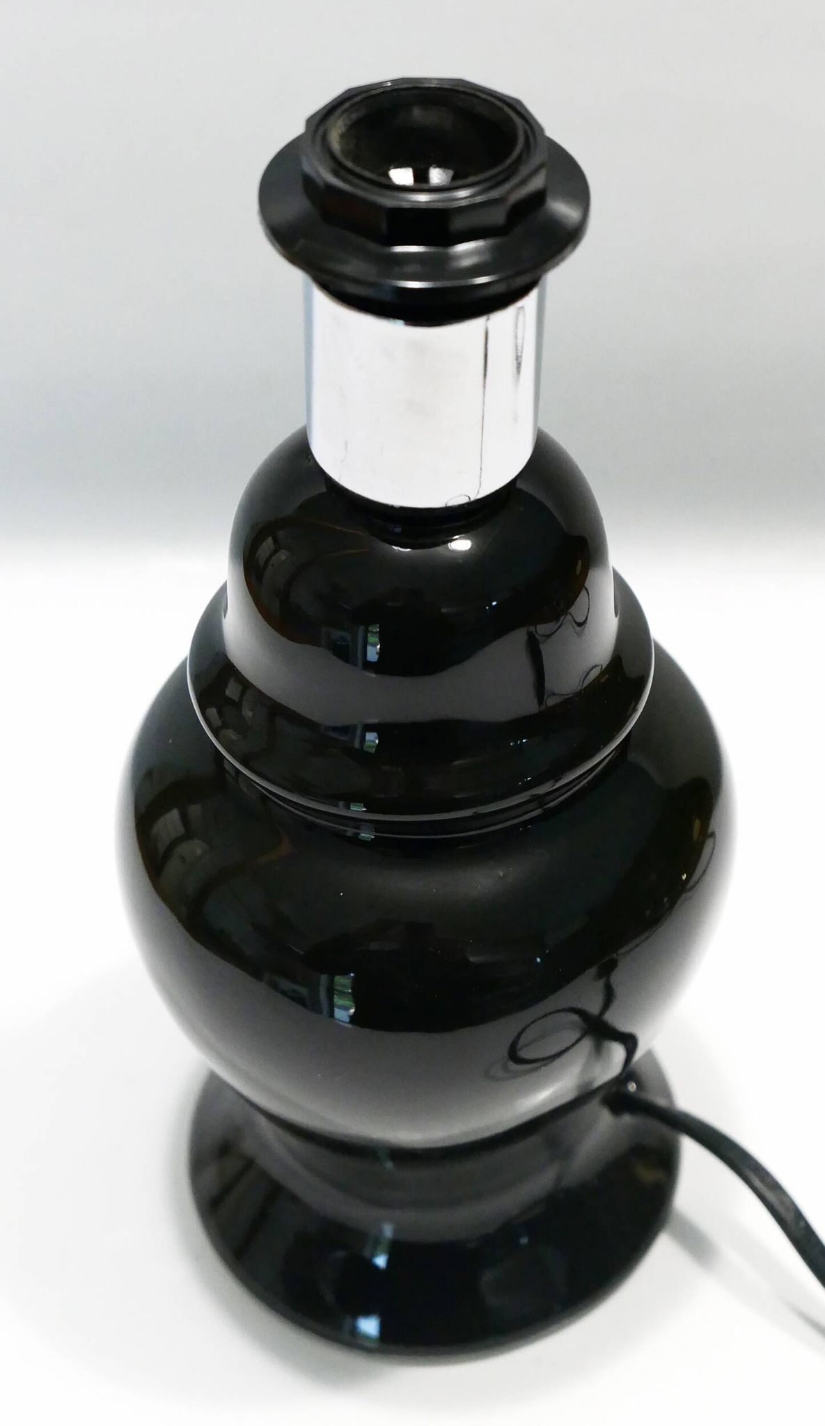 Elegant little vintage lamp base in black ceramic