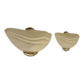 Pair of vintage wall lights in brass and frosted glass, Italy, 1970.