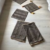 Plaids and cushions