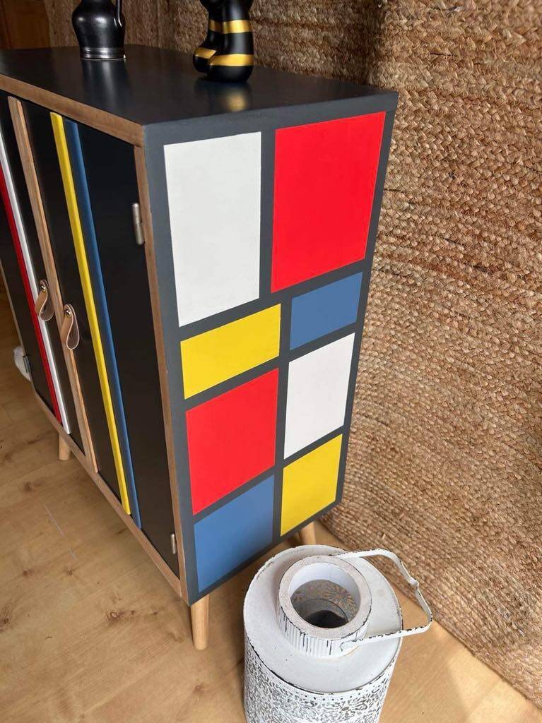Petit meuble