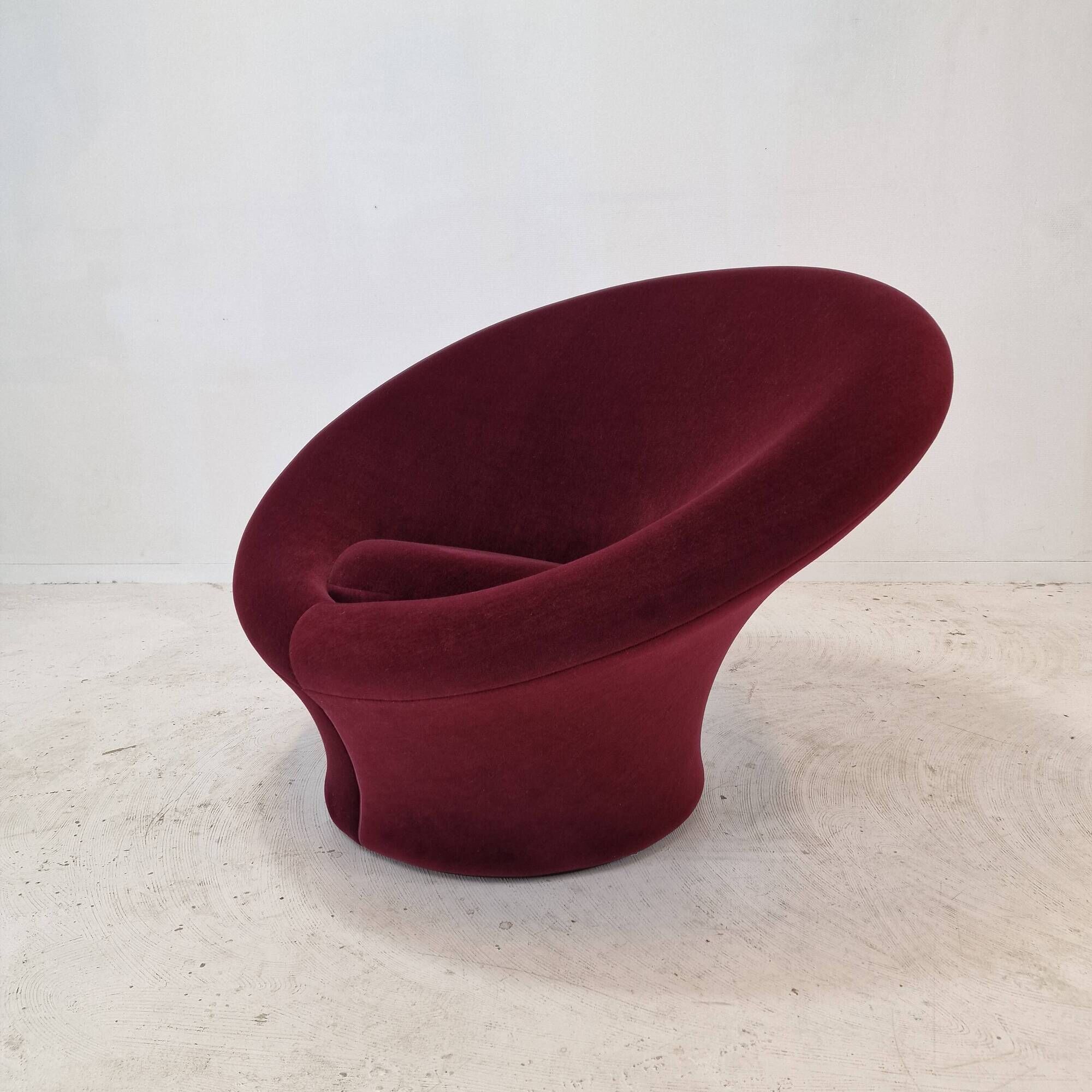 "Big Mushroom" Armchair by Pierre Paulin for Artifort
