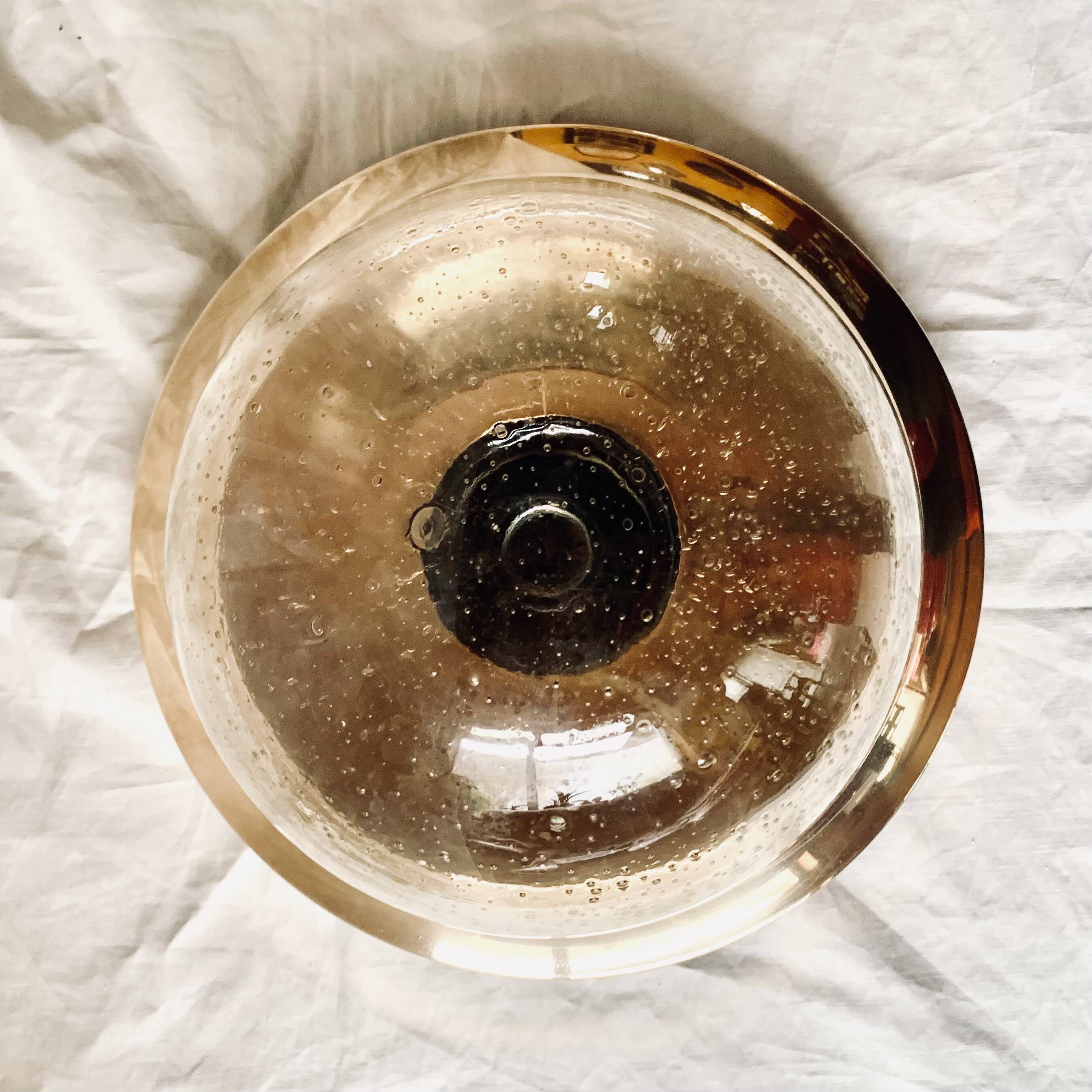 Vintage ceiling light in brass and bubbled glass
