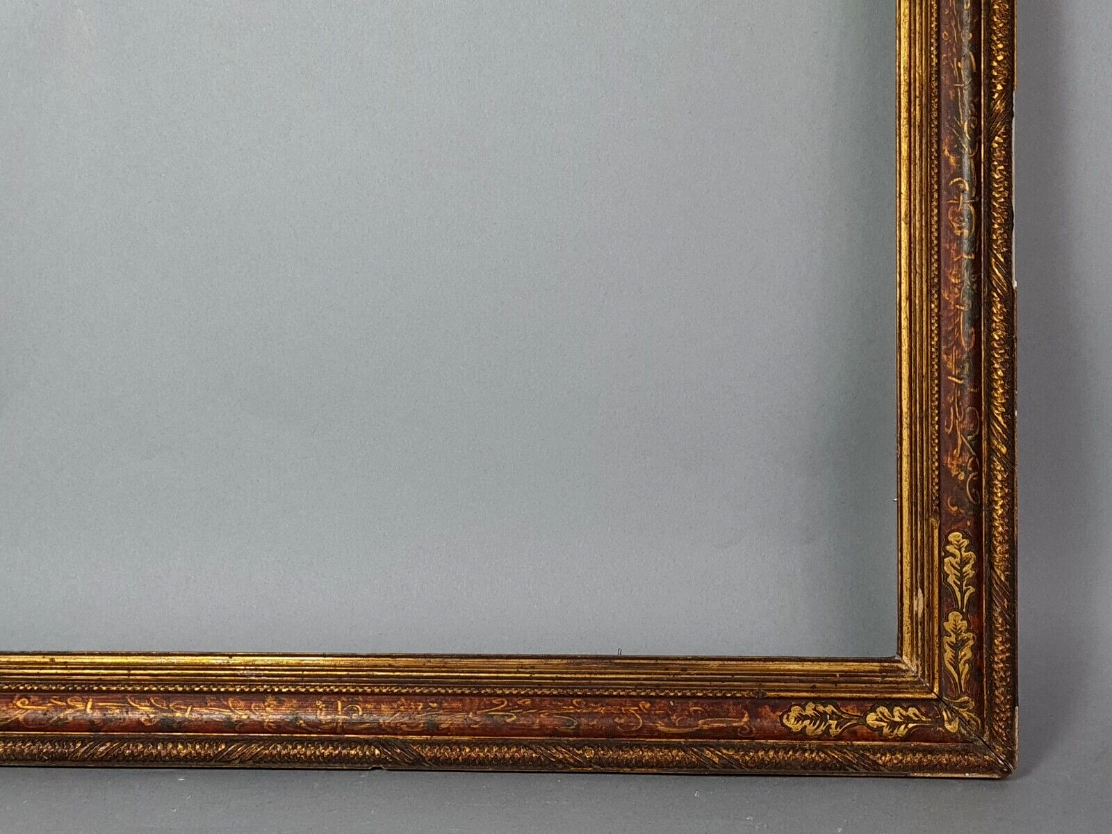 Old Italian frame gilded polychrome wood 47x39 cm, foliage 41x33 cm SB