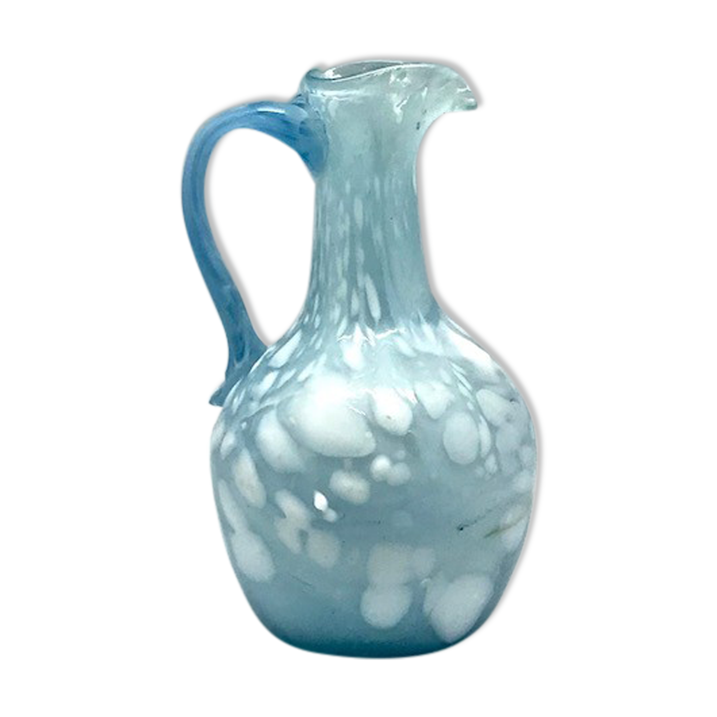 Pitcher made of glass paste