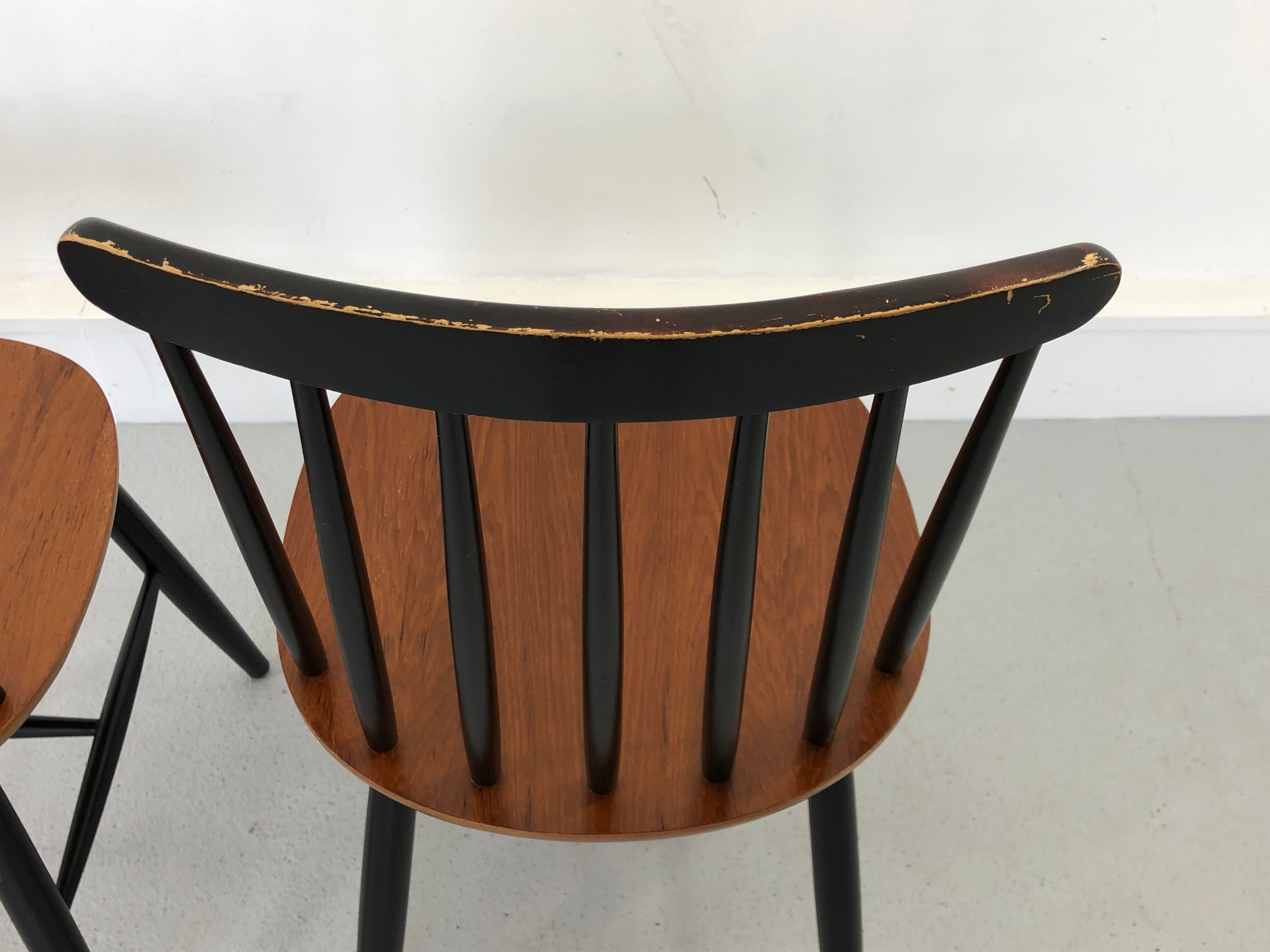 Set of 2 chairs, 1970s