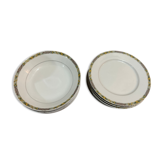 Set of 23 Royal Franconia porcelain plates