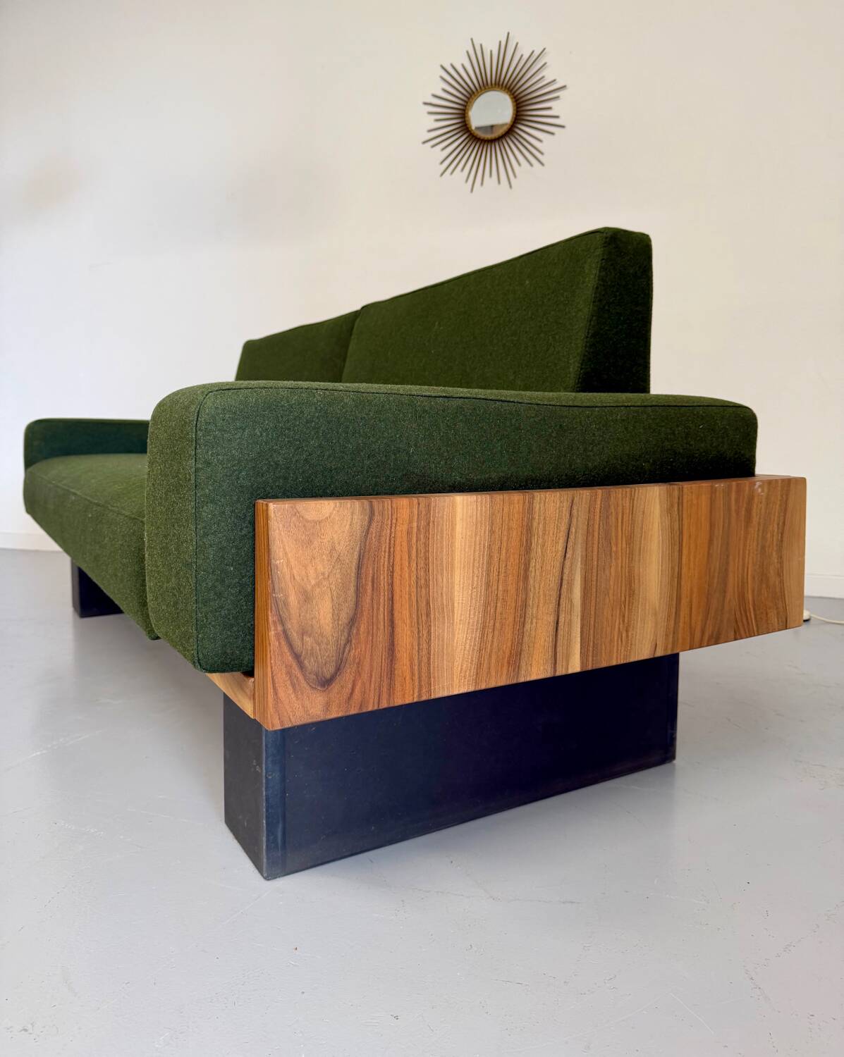 Vintage 3-seater sofa, green, solid wood, 70s/80s design