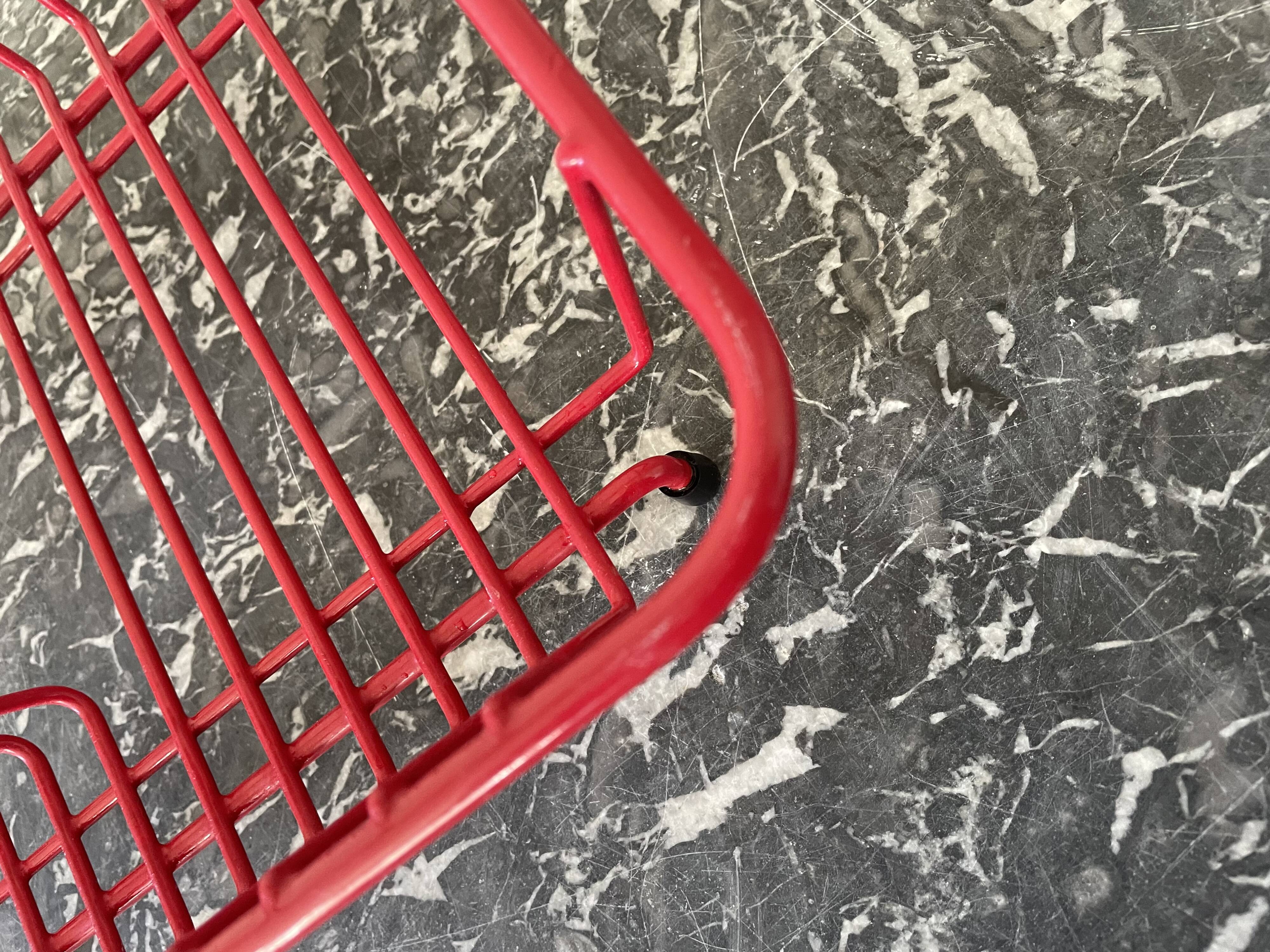 Plasticized metal dish rack