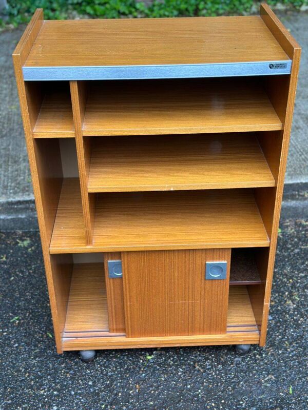 Armoire de rangement en chêne sur roulettes Berlioz, 1970