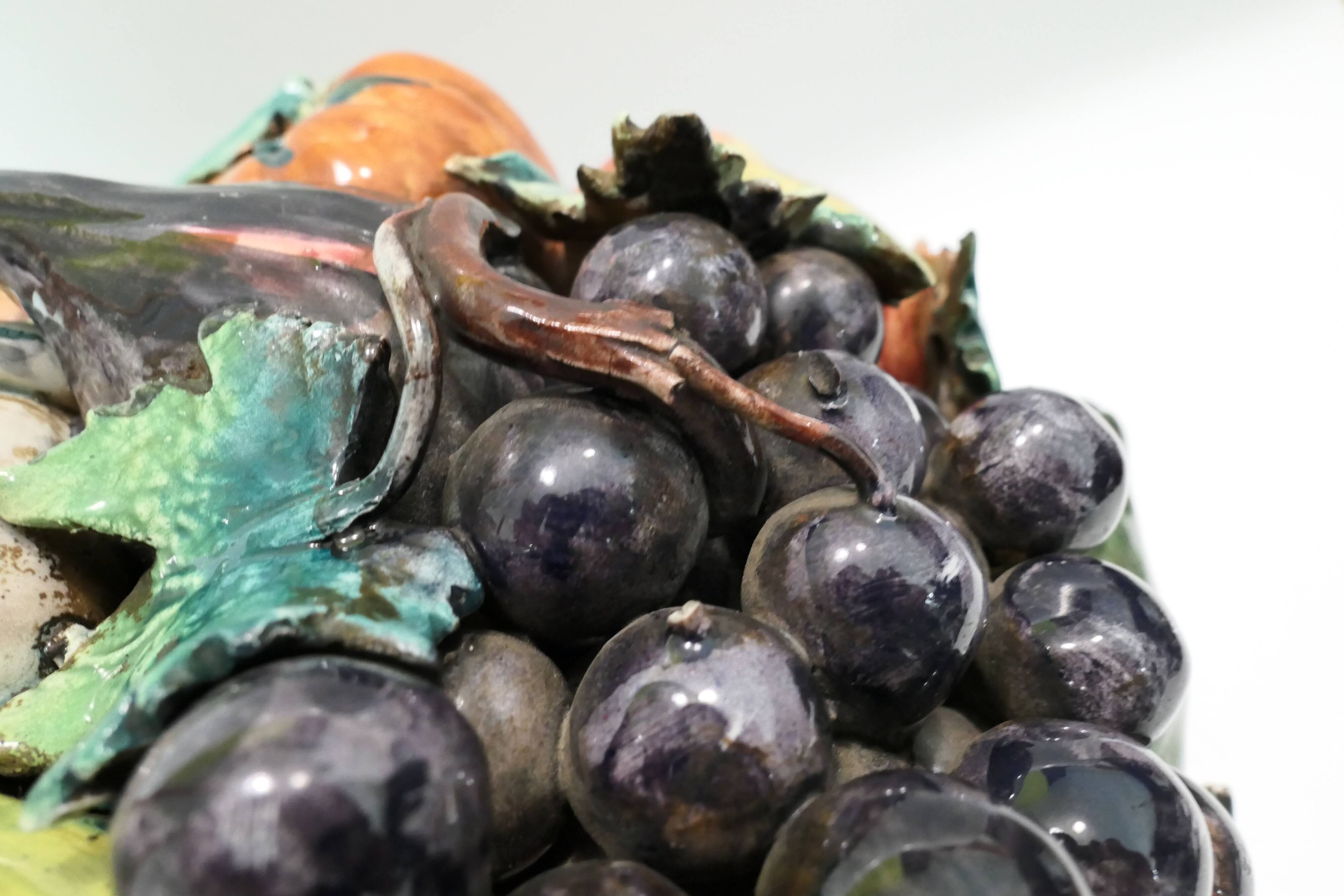 Coupe fruits et légumes en trompe l'oeil en céramique fin 19e