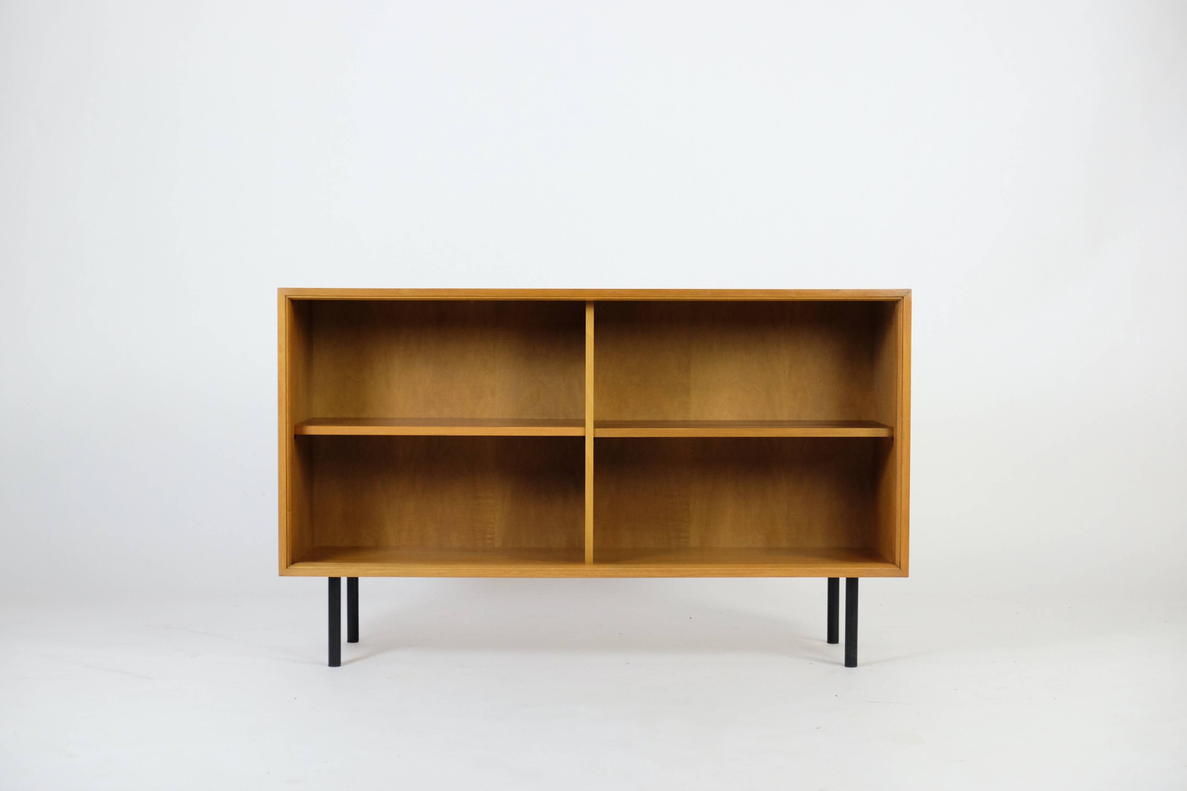 MidCentury Nussbaum Sideboard Regal Lowboard 60er Shelf Vintage
