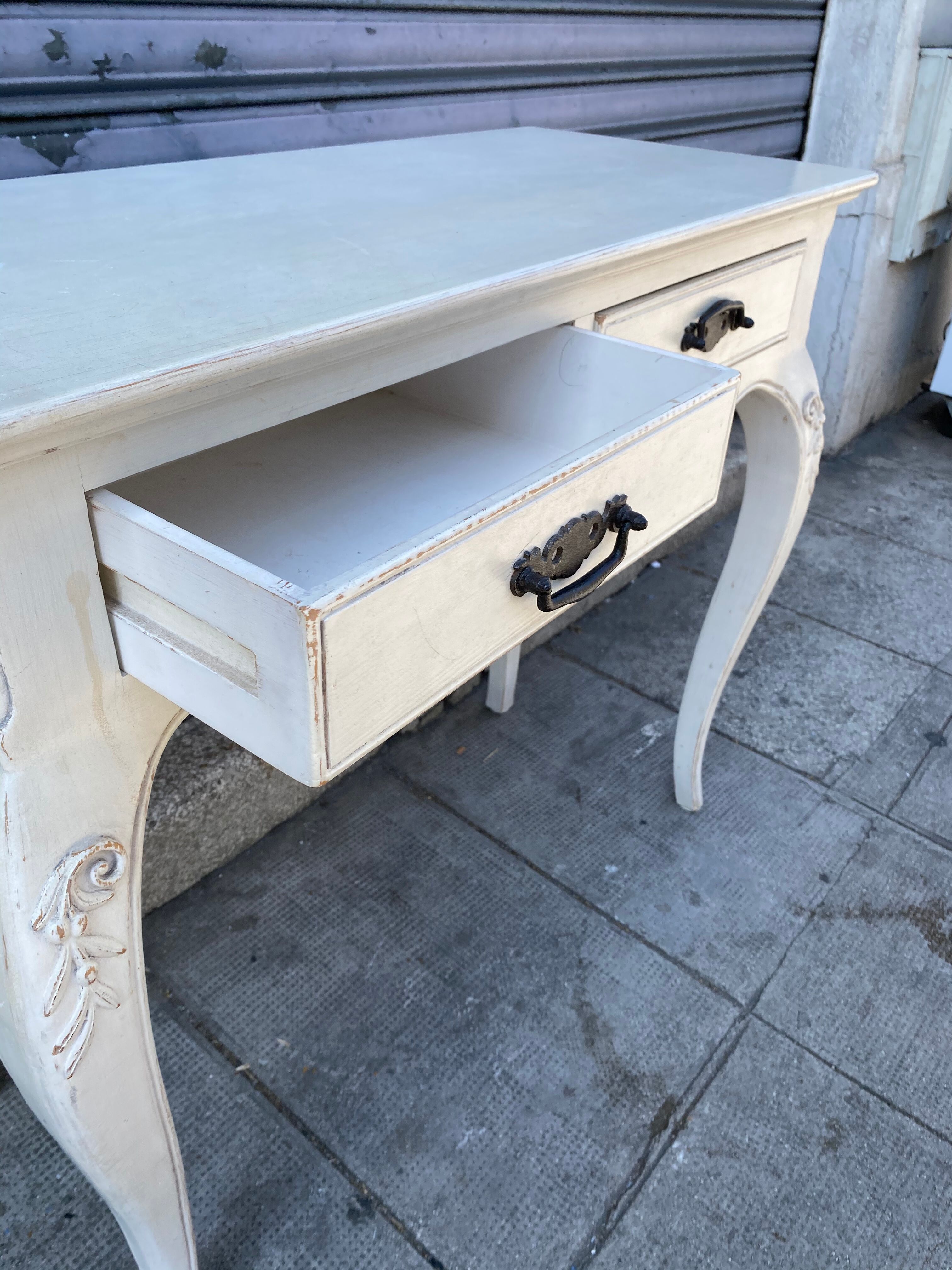 Country corner painted wooden console