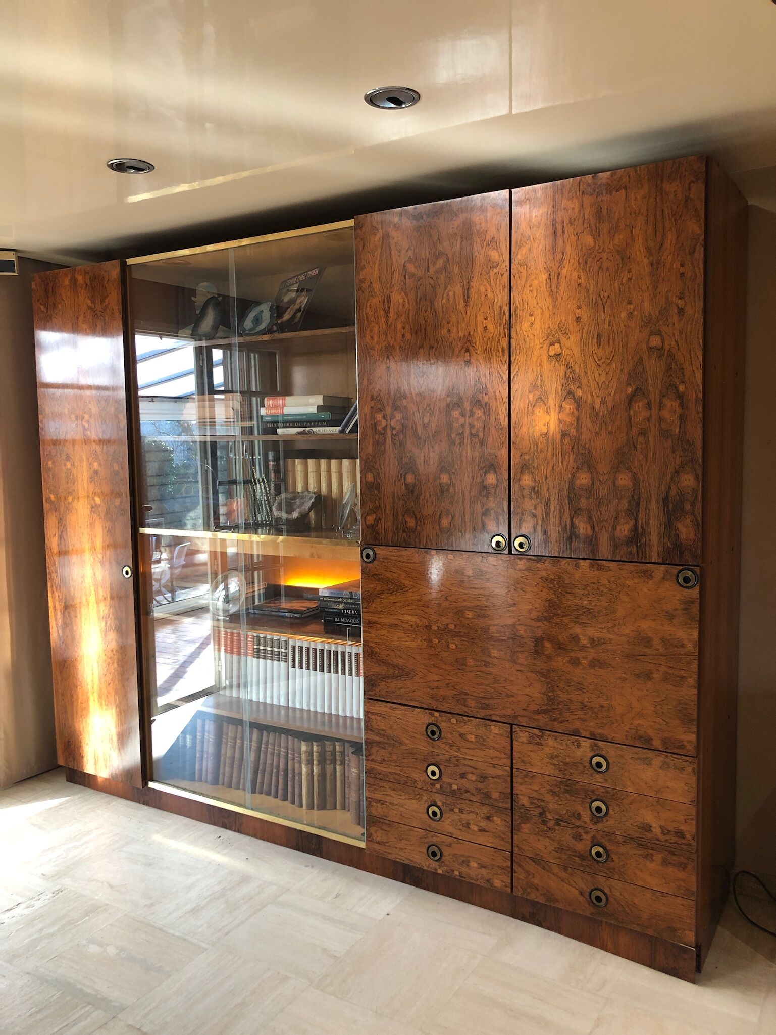 Living room furniture showcase, rosewood veneer secretary of the 70s