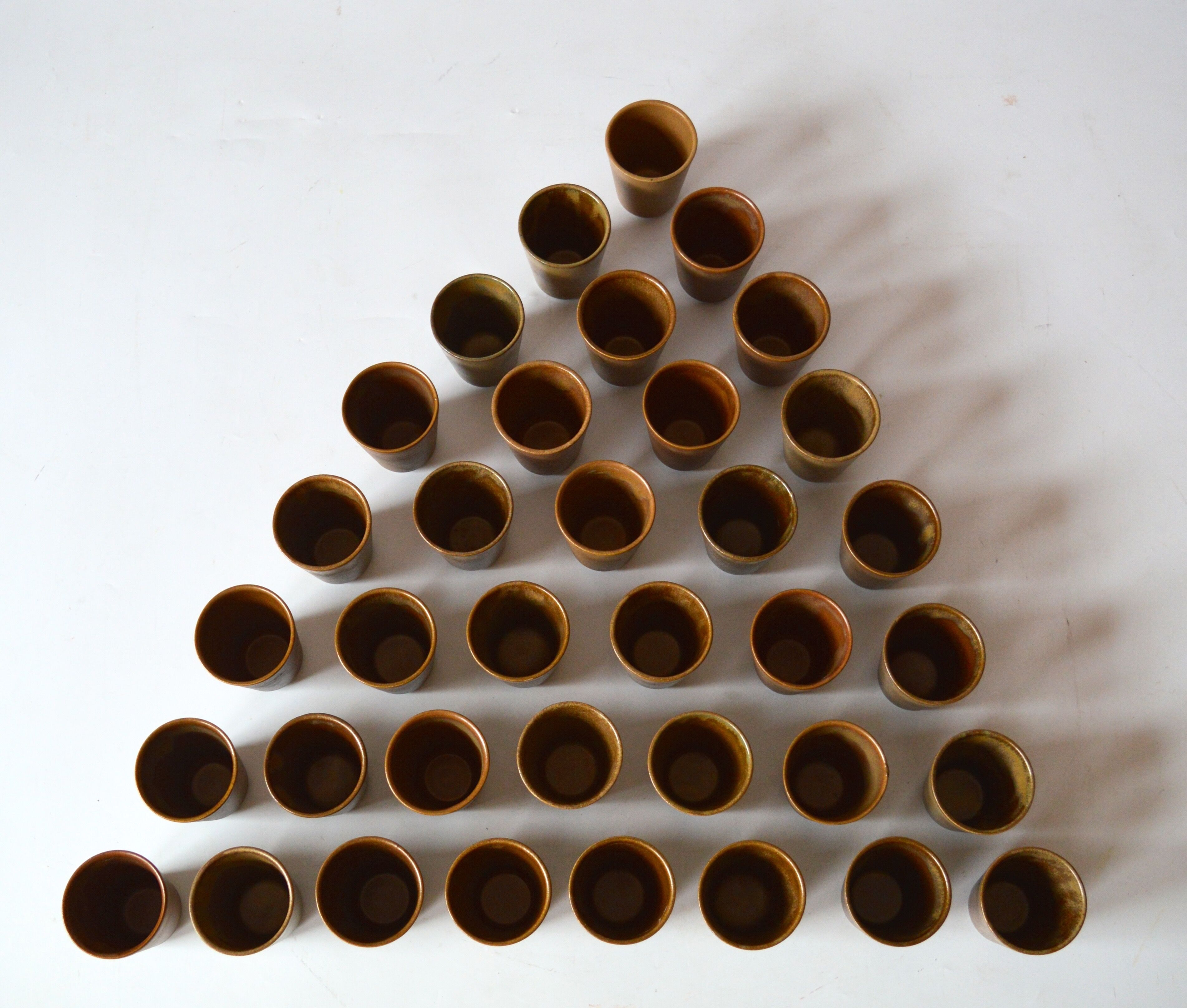 Set of 36 Digoin sandstone cups