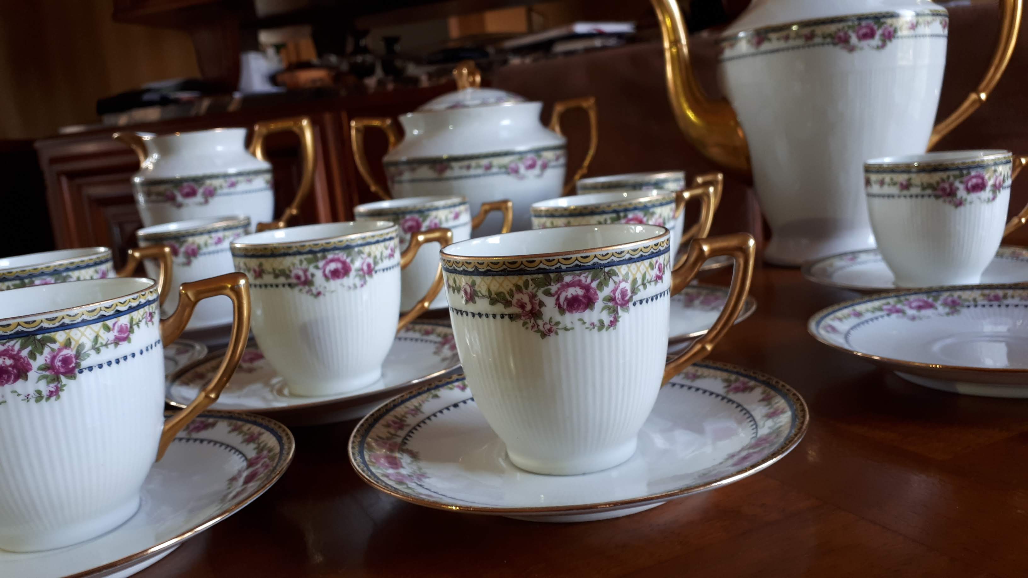 Old coffee service Porcelainr Limoges