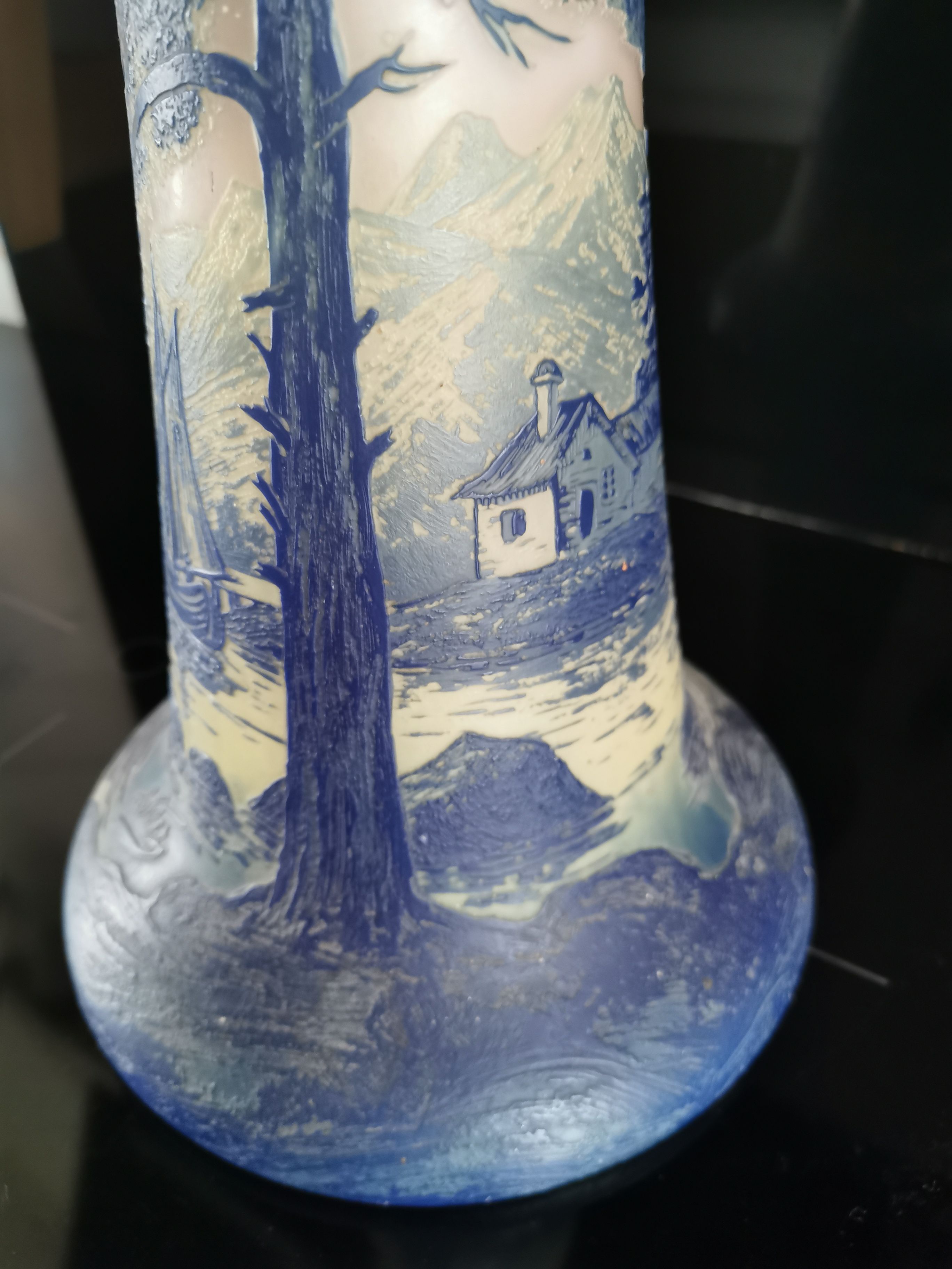 Vase en pâte de verre devez