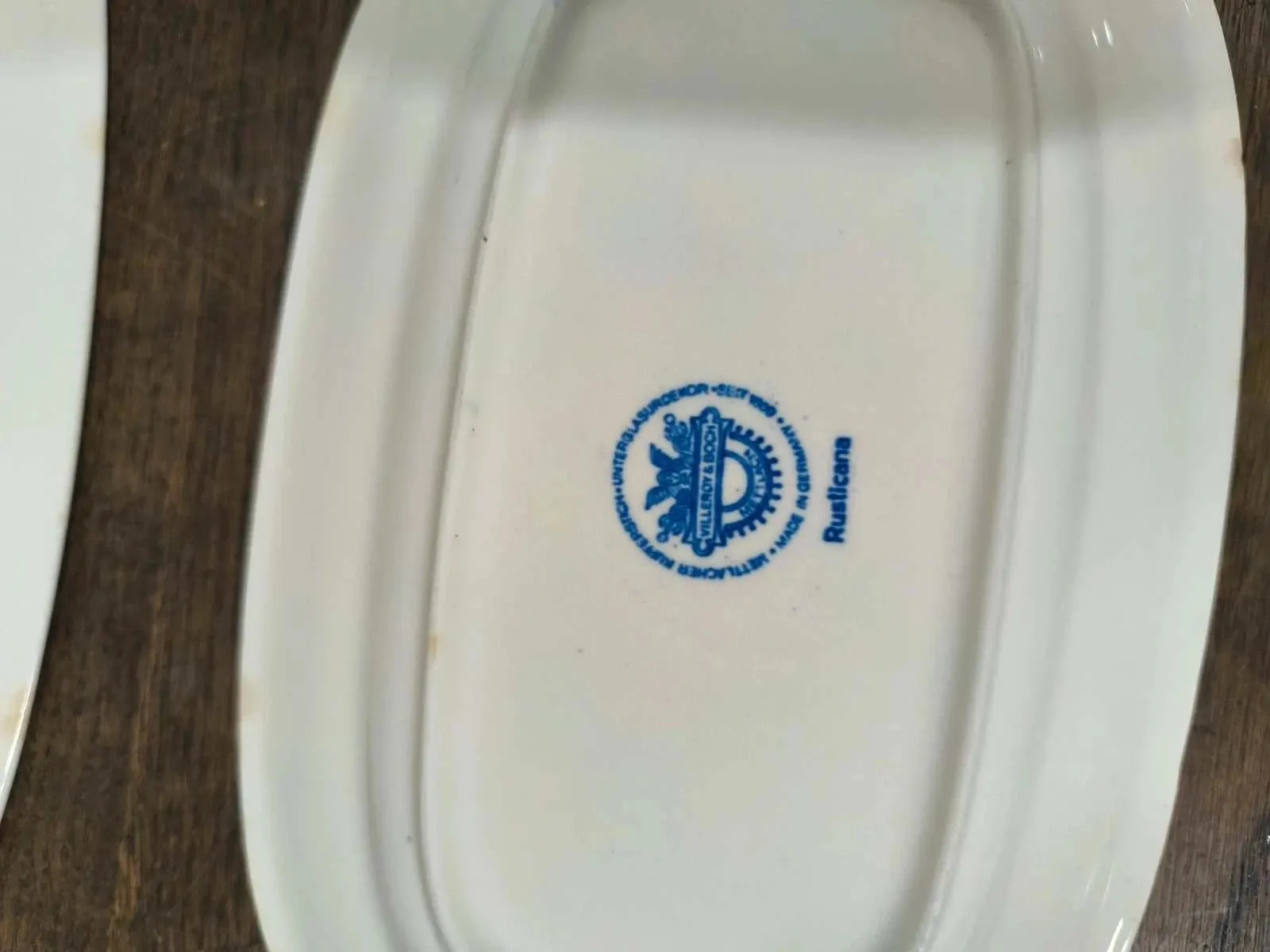 Set of 2 Villeroy and Boch Rusticana Blue plates.