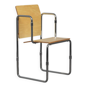 Chaise HOPMI par Gerrit