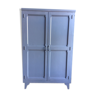 Armoire parisienne