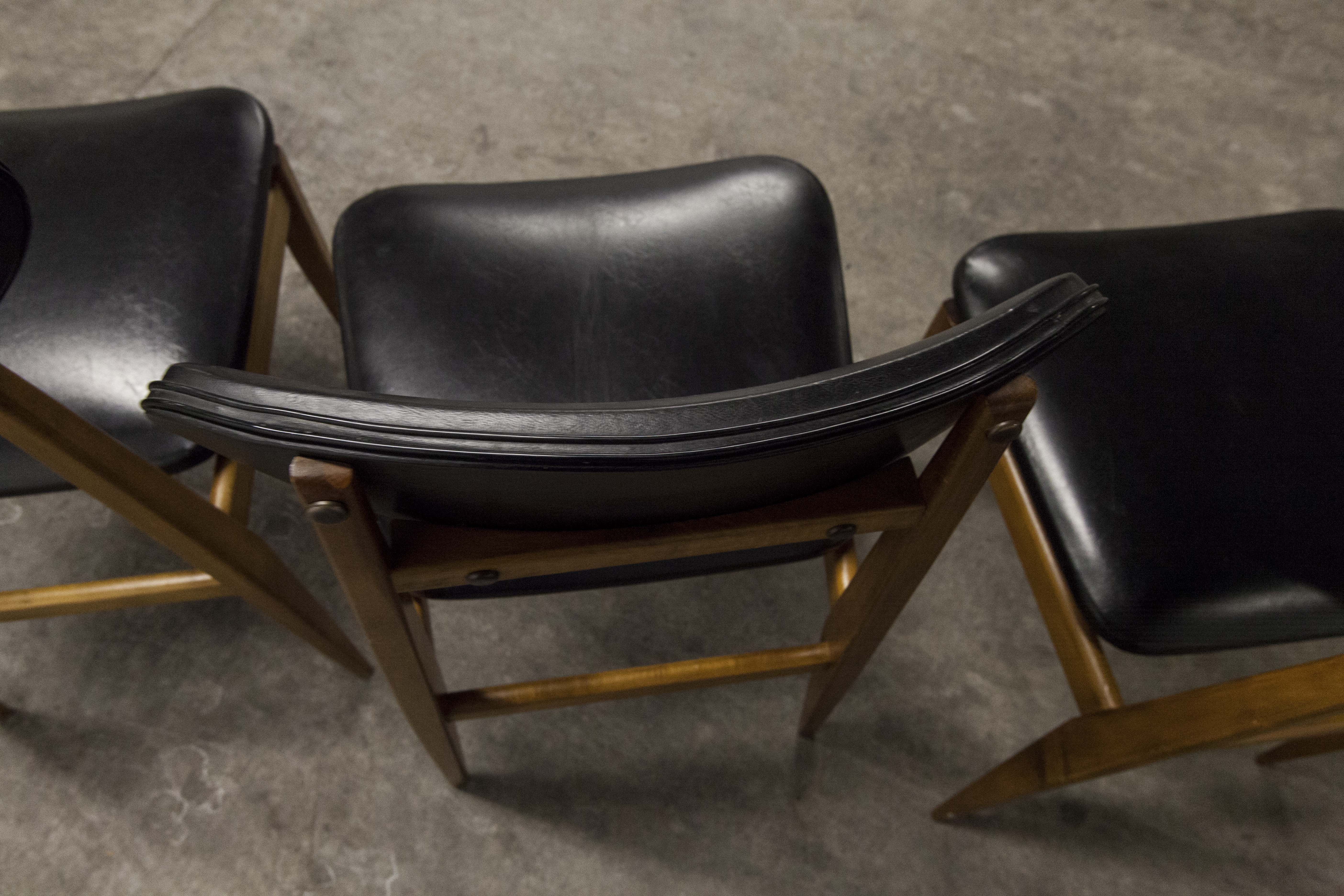 6 Teak chairs with oval back