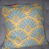 Vintage pattern cushion "Traveller's Tree"