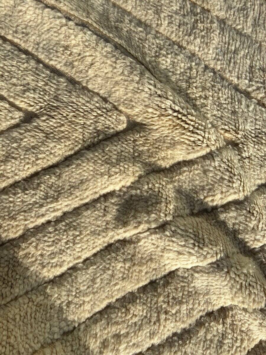 Moroccan Berber rug Beni Ouarain in beige wool