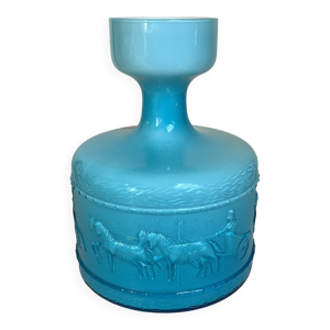 vase en opaline bleue