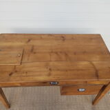 Established coordonnier early 20th s