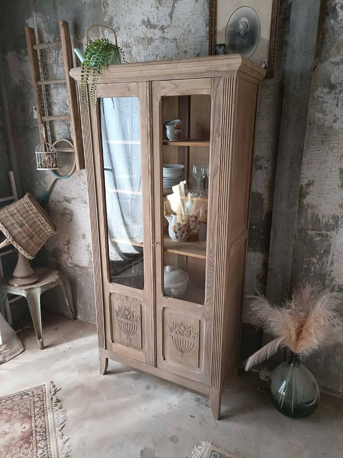 Art Deco display cabinet