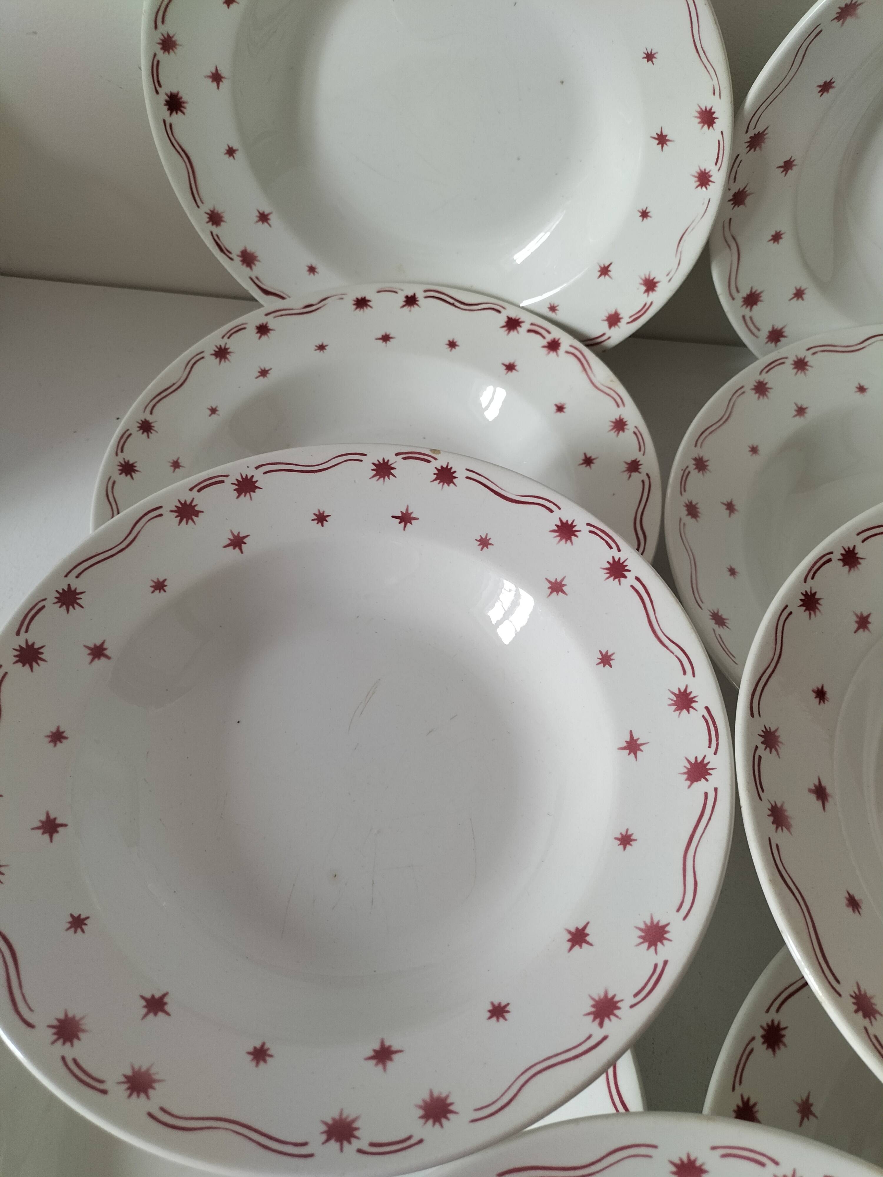 Céranrd Saint Amand plates star model