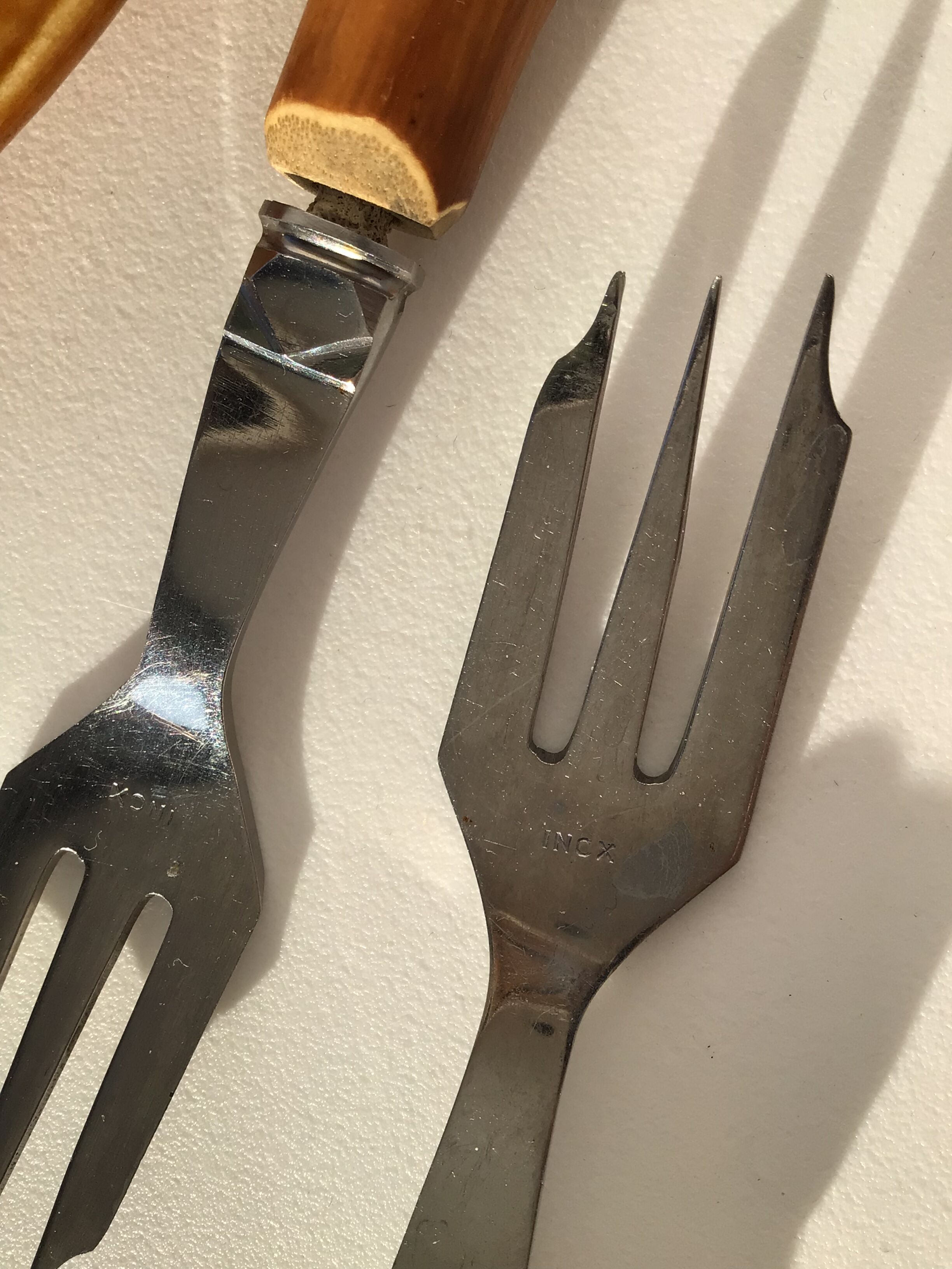 8 bamboo cake forks 60s