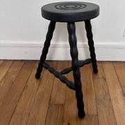 Tabouret tripode pieds bobines