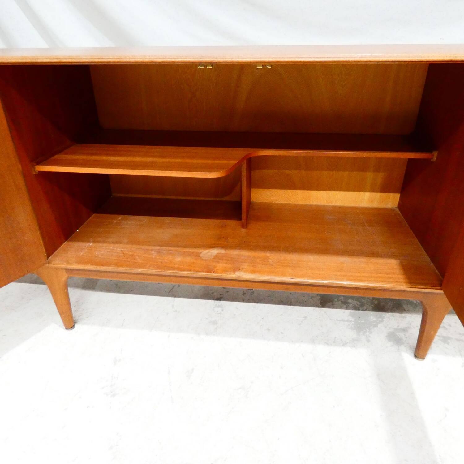 Rare McIntosh Teak Sideboard 202 cm – Carved Handles (Variant of D)