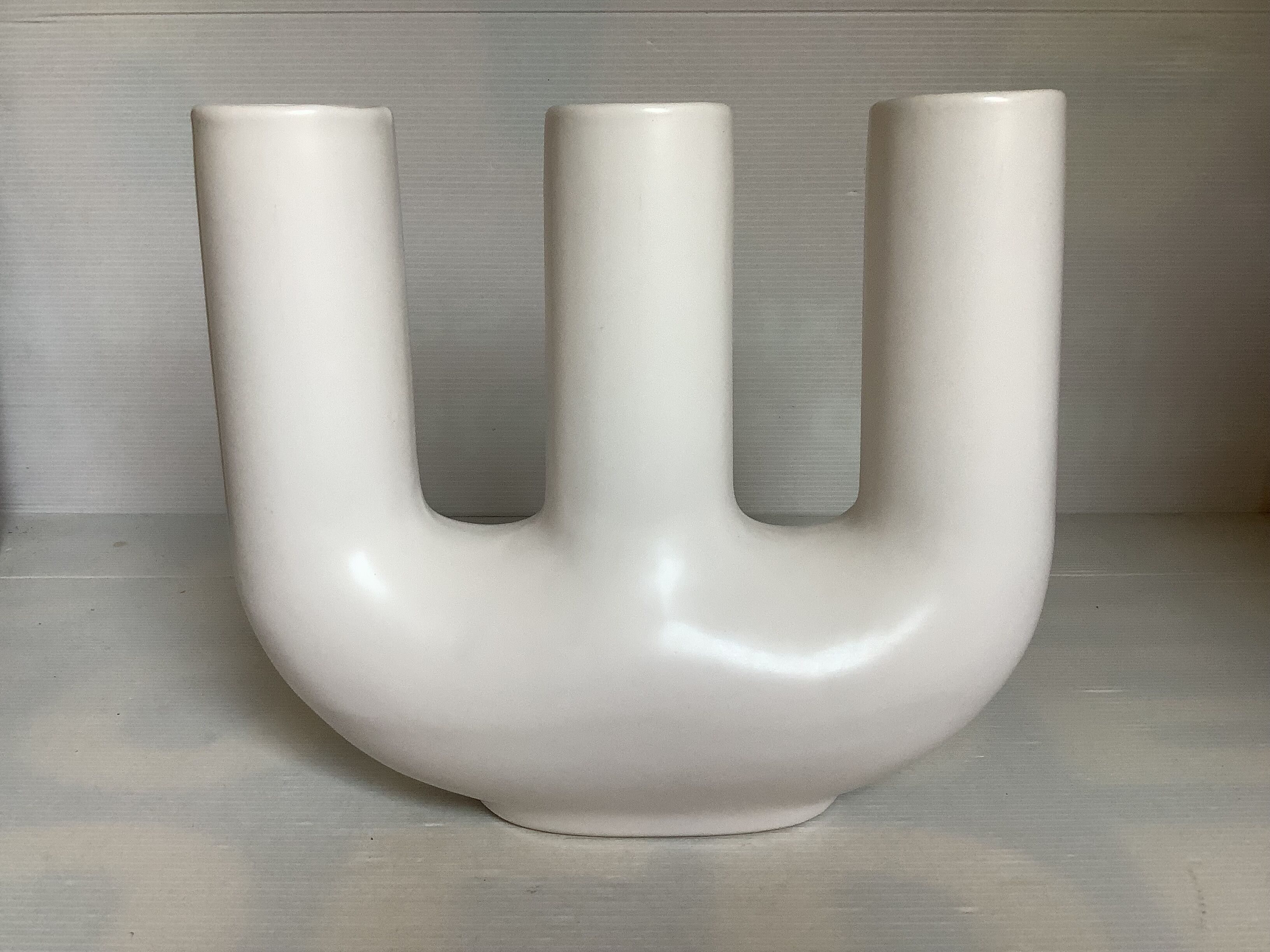 Large white vase in Tamegroute style