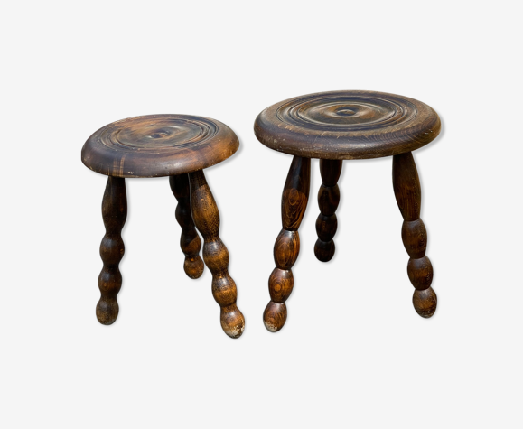 Duo de tabourets tripodes en chêne