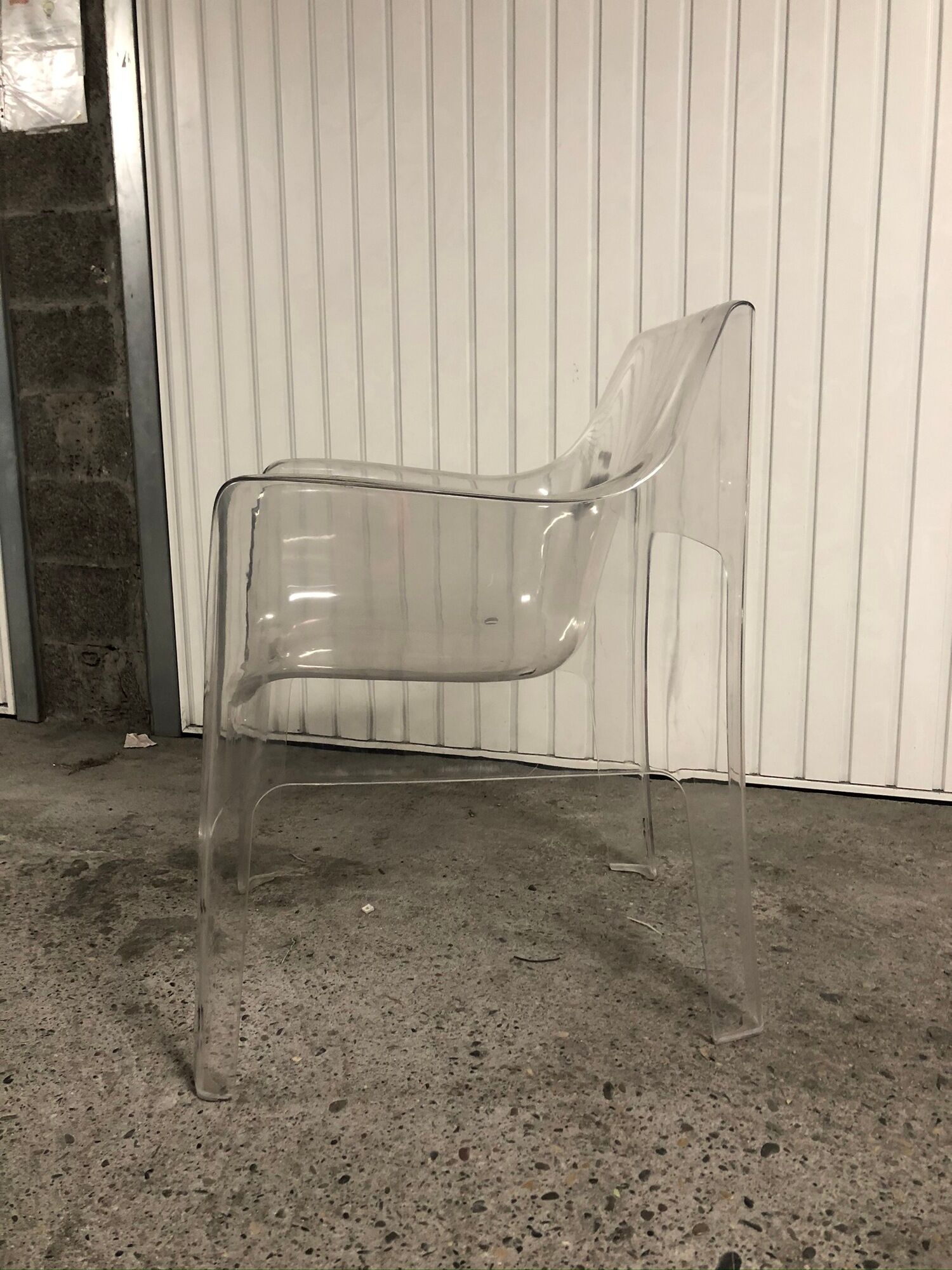 Kiss Me Goodbye armchair by Tokujin Yoshioka for Driade