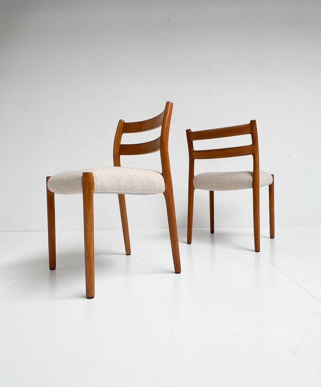 Set re upholstered Model 84 chairs by Niels Otto Møller, 1960s