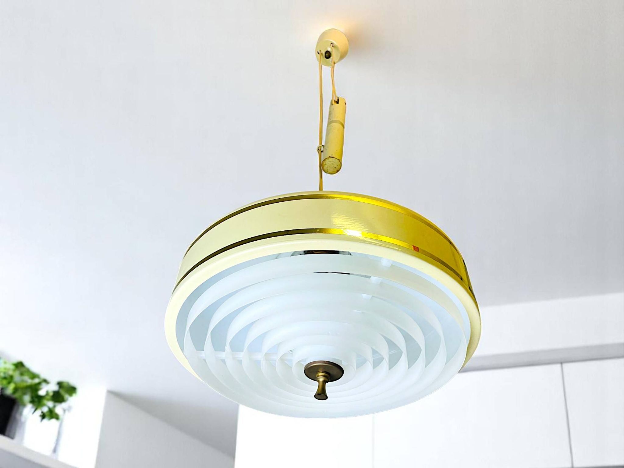 Lumière de plafond de cuisine à hauteur réglable de style danois moderne