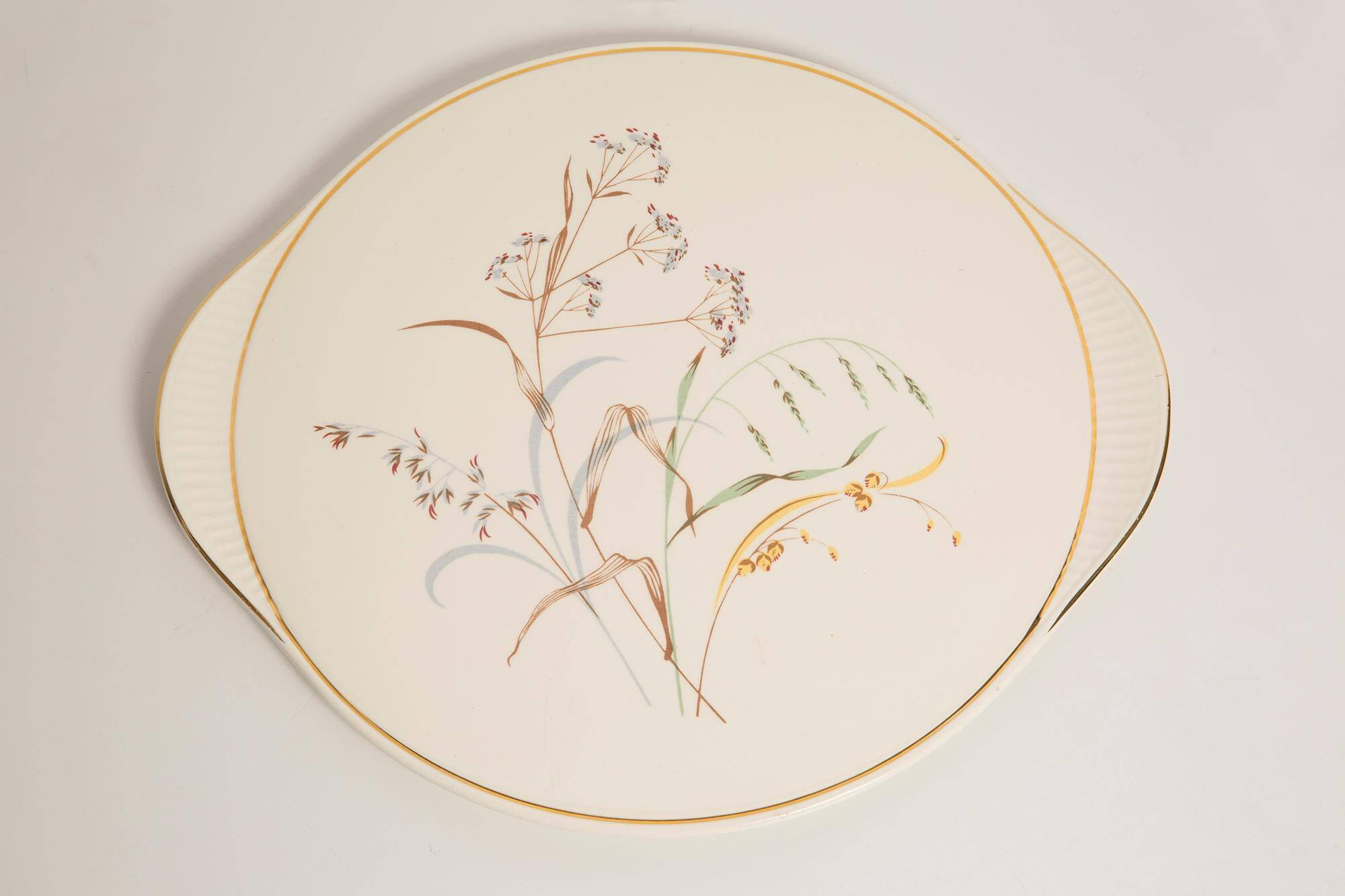 Decorative plate with vintage flowers from the mid-century, Germany, 1970s.