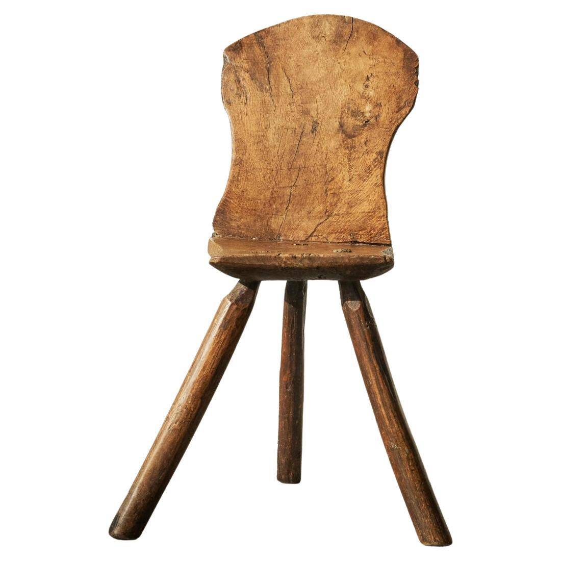 Tripod accent chair Wabi Sabi, hand-carved, 19th century.