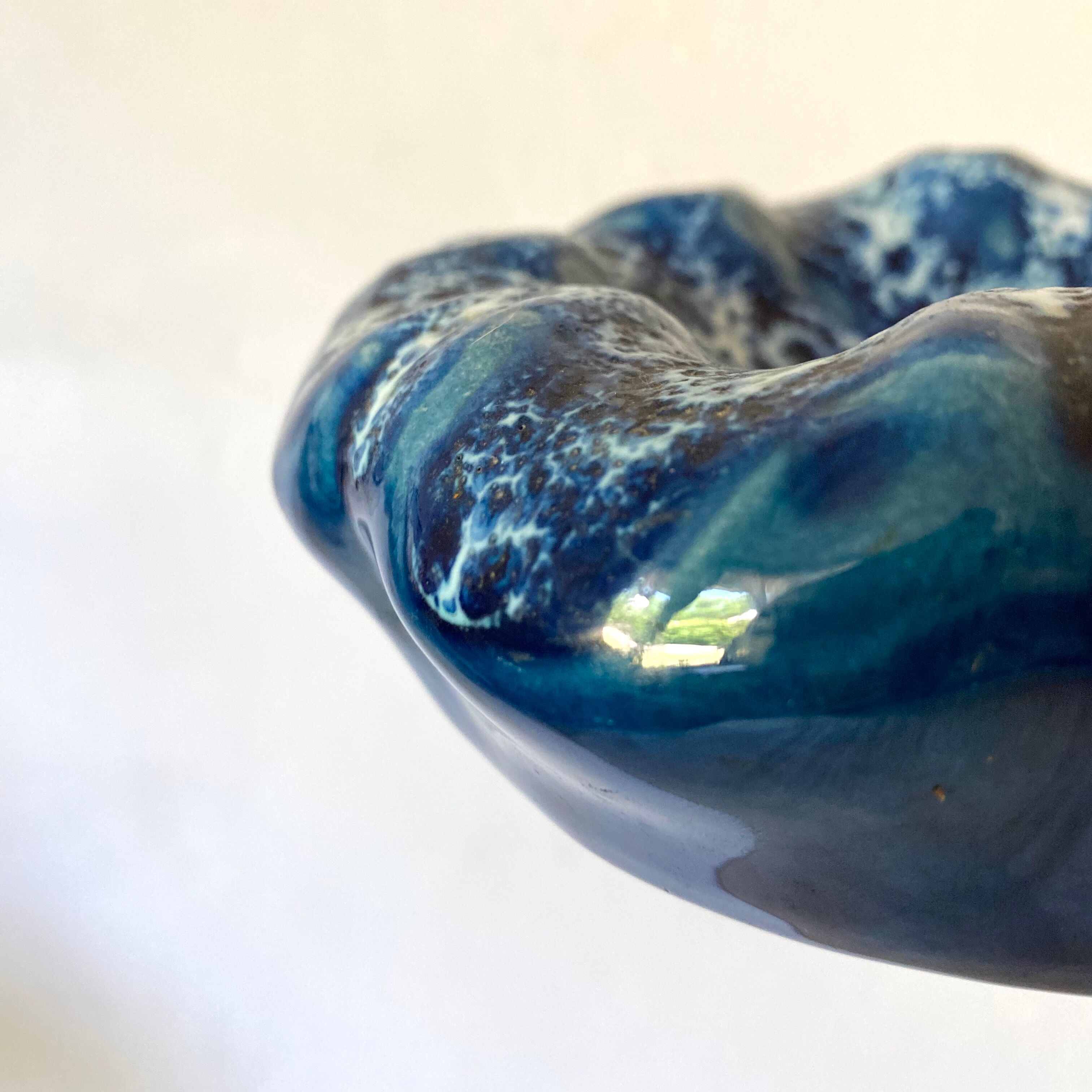 Empty ceramic pocket 70s