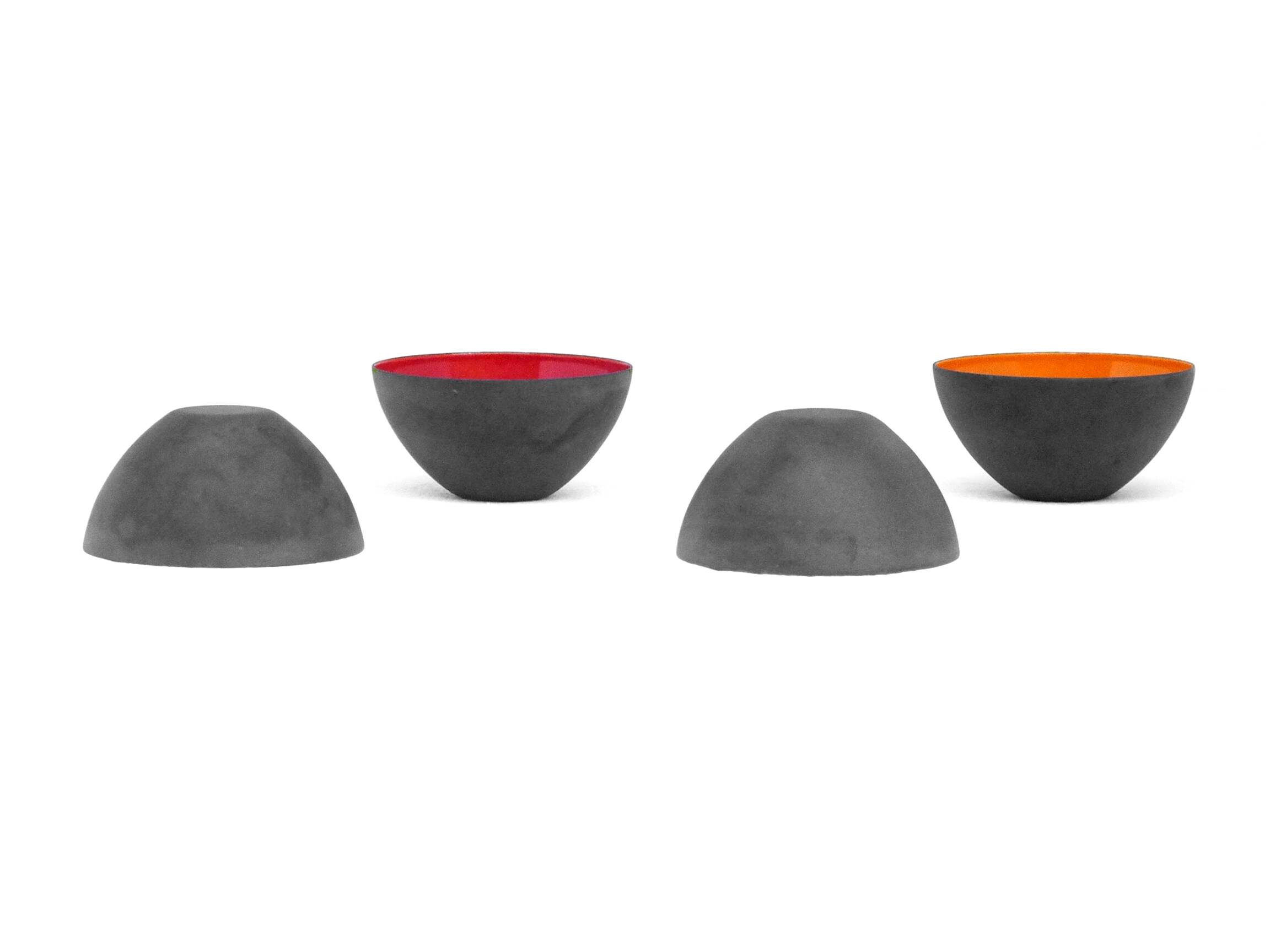 1  bowl first edition by Herbert Krenchel Krenit 1954