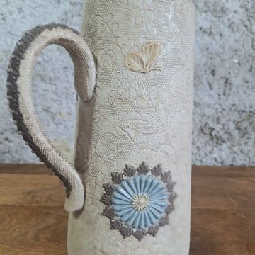 Pichet Doulton & Slaters 1884 – Silicon Ware floral relief decoration