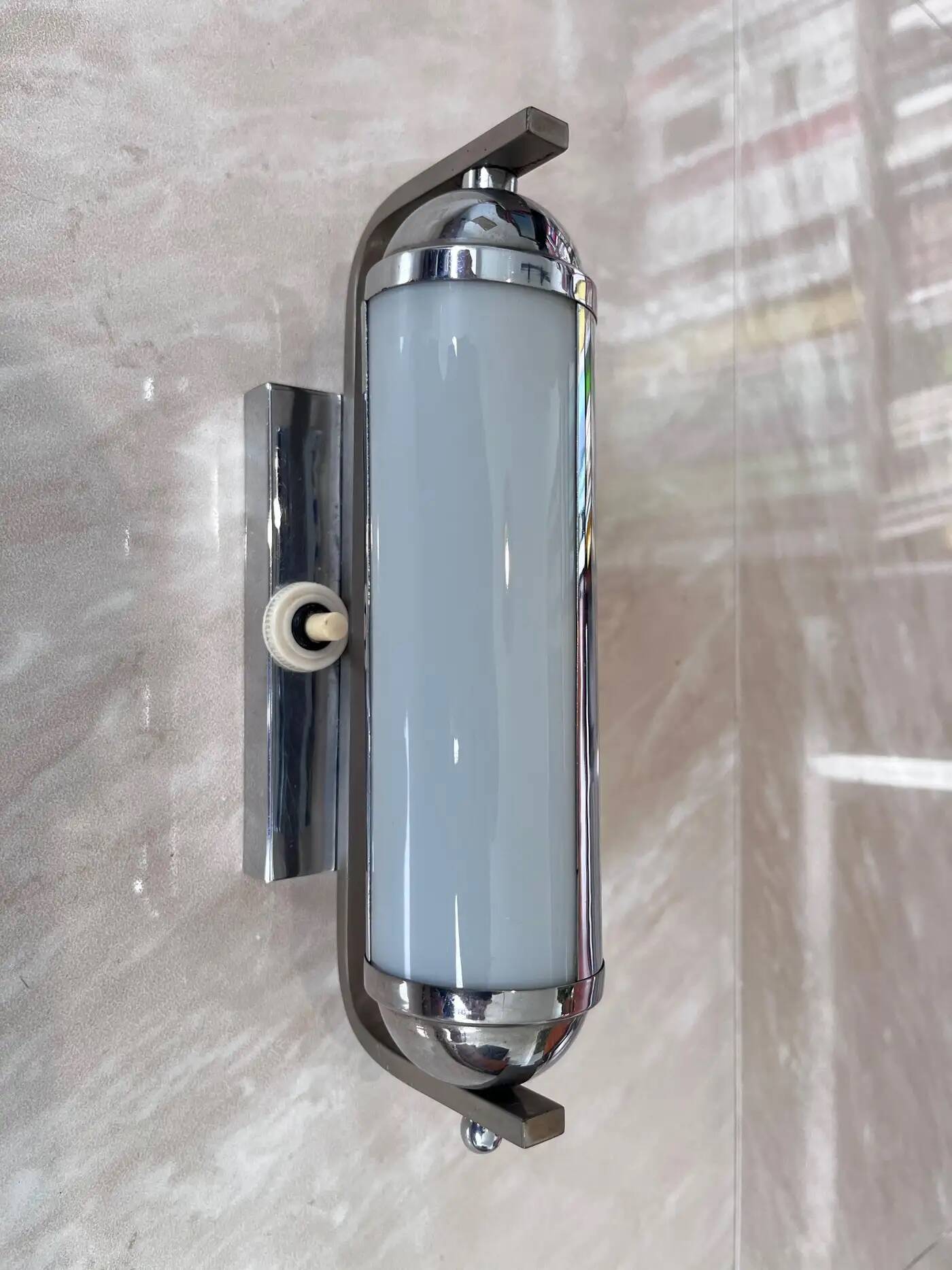 Pair of chrome Bauhaus / functionalist wall lamps with adjustable shades - 1930s