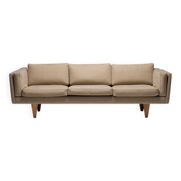 Illum Wikkelsø sofa, model V11