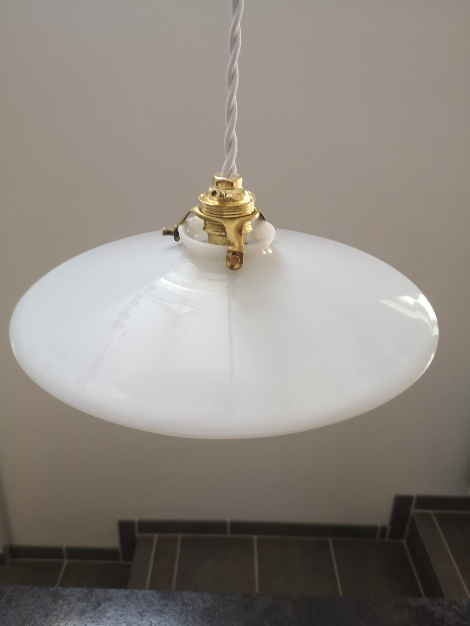 Suspension opaline smooth white tbe art deco 1940 Ø 24.5 cm TBE