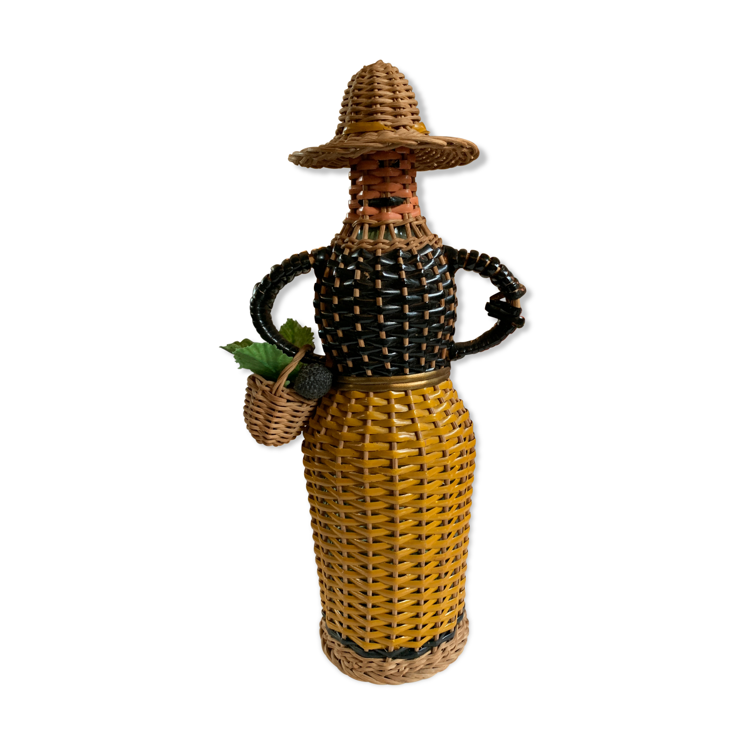 Braided bottle in anthropomorphic wicker