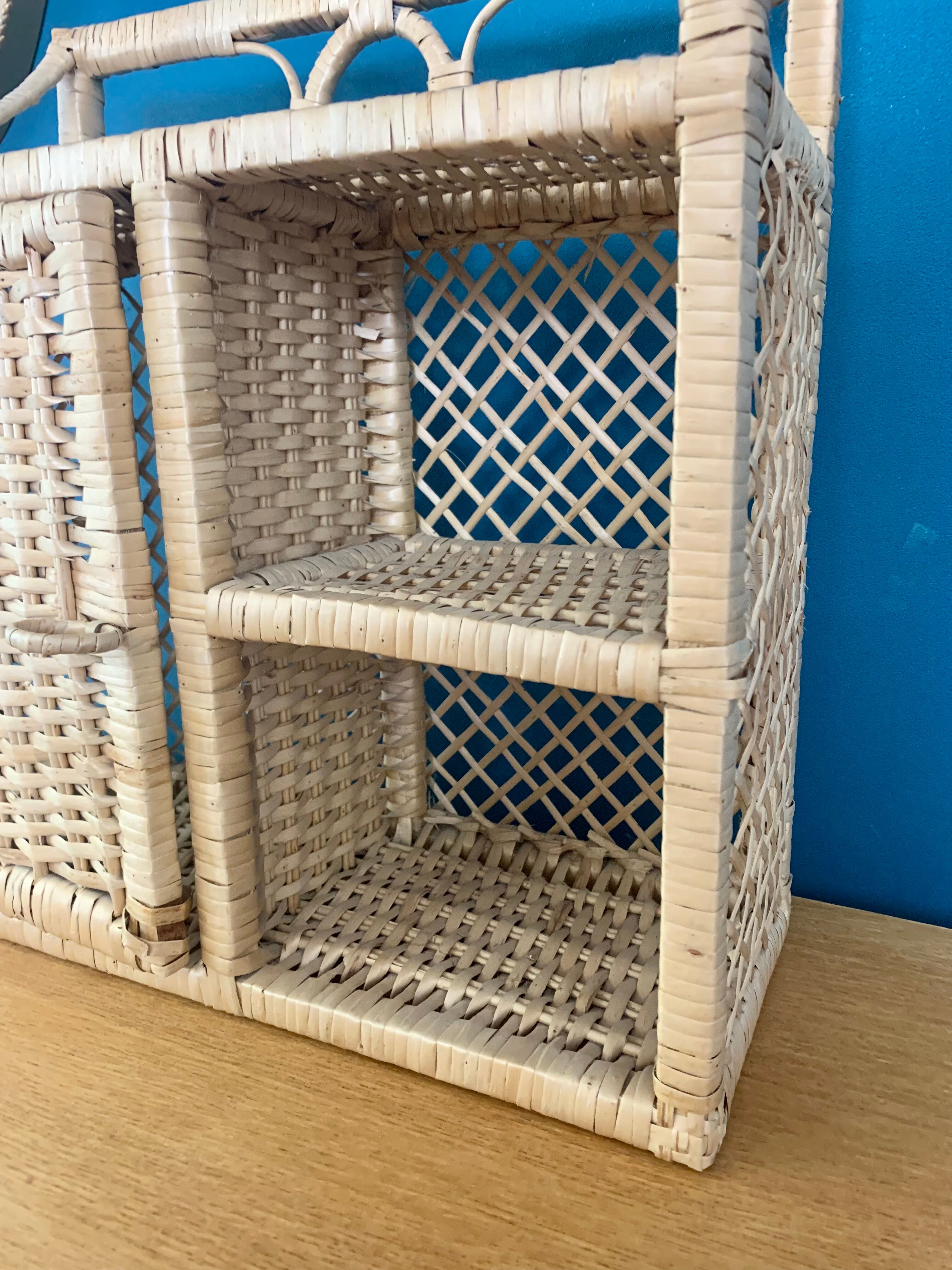 Vintage raffia shelf