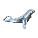 Zoomorphic decapsulator sea lion