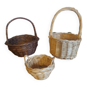 Set of 3 small vintage wicker dinette doll baskets